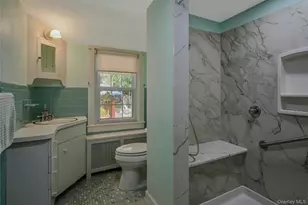 147 N Country Rd, Mount Sinai, NY 11766 - Photo 9