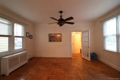 3232 Country Club Road, Bronx, NY 10465 - Photo 5