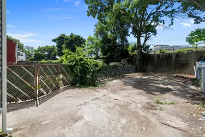 13764 Westgate Street, Springfield Gardens, NY 11413 - Photo 27