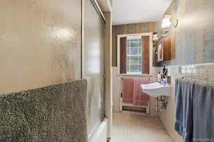 586 New Hempstead Rd, Spring Valley, NY 10977 - Photo 25