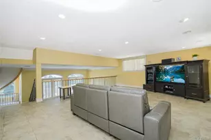 16 Diana Trail, New York, NY 10304 - Photo 13
