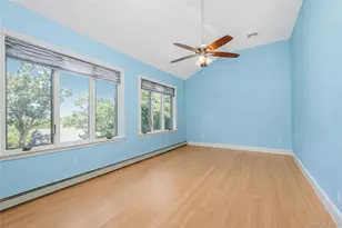 16 Diana Trail, New York, NY 10304 - Photo 35