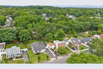 47 Lebkamp Avenue, Huntington, NY 11743 - Photo 23