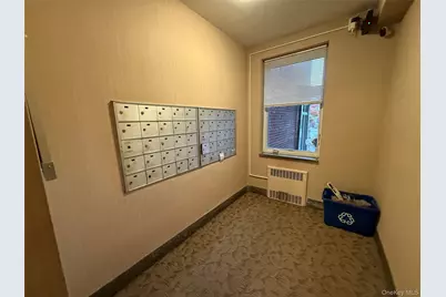 530 Dubois Avenue #7C, Valley Stream, NY 11581 - Photo 3