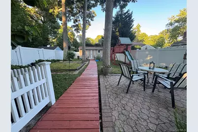 42 Bennett Avenue, Huntington Station, NY 11746 - Photo 43