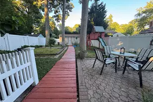 42 Bennett Ave, Huntington Station, NY 11746 - Photo 43