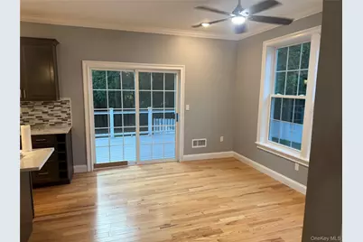 43 Fitchett Street, Poughkeepsie, NY 12601 - Photo 9