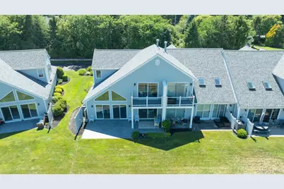 4004 The Fairway, Calverton, NY 11933 - Photo 31