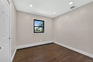 115 Arthur Ave, Floral Park, NY 11001 - Photo 23