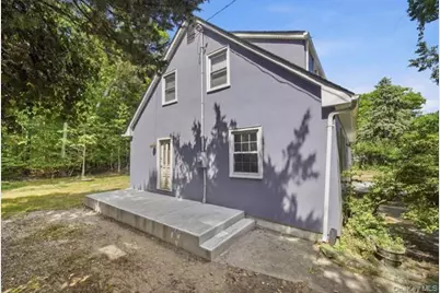 458 N Magee Street, Southampton, NY 11968 - Photo 9
