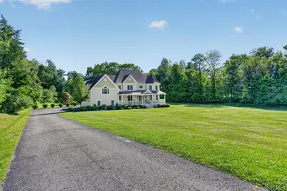 17 Coopers Lane, Hopewell Junction, NY 12533 - Photo 3
