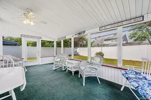 10 Flock Ln, Levittown, NY 11756 - Photo 21
