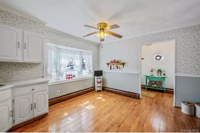 10 Flock Lane, Levittown, NY 11756 - Photo 29