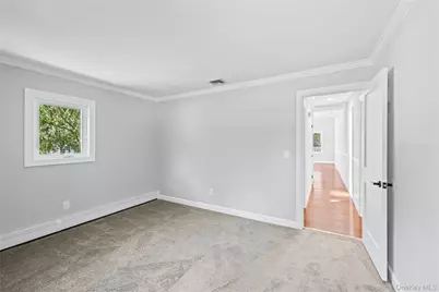 34 John Street N, Shoreham, NY 11786 - Photo 25