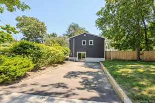 34 John Street N, Shoreham, NY 11786 - Photo 3