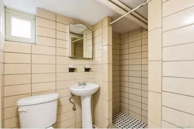 13170 221st Street, Springfield Gardens, NY 11413 - Photo 15