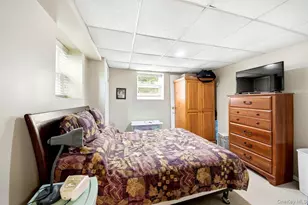 195 Graff Ave, Bronx, NY 10465 - Photo 17