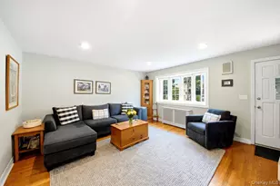 195 Graff Ave, Bronx, NY 10465 - Photo 3