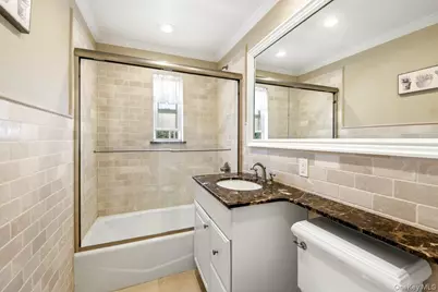 195 Graff Avenue, Bronx, NY 10465 - Photo 9