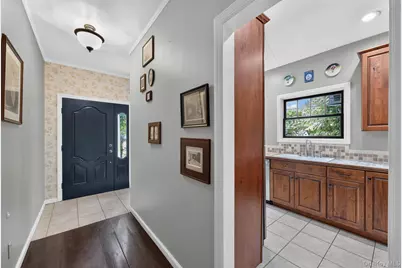 708 Kossuth Place, Peekskill, NY 10566 - Photo 11