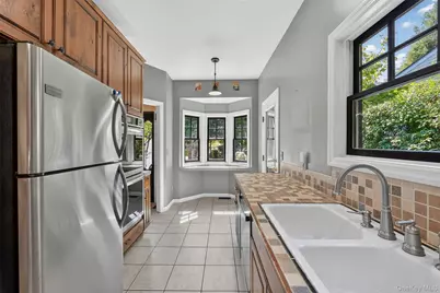 708 Kossuth Place, Peekskill, NY 10566 - Photo 13