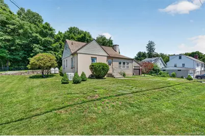 221 1st Street, Buchanan, NY 10511 - Photo 3