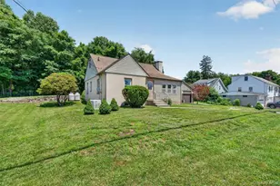 221 1st St, Buchanan, NY 10511 - Photo 3
