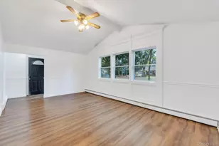 35 Terry Dr, Mastic, NY 11950 - Photo 5