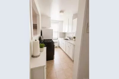 209-10 41st Avenue #1R, Bayside, NY 11361 - Photo 3