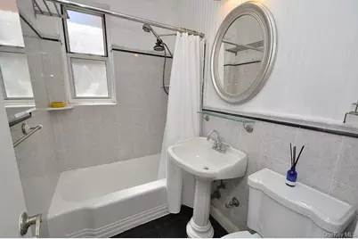 491 Riverdale Avenue #6D, Yonkers, NY 10705 - Photo 21