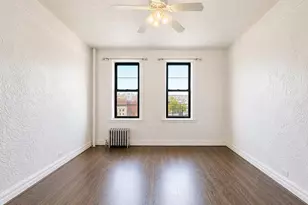 700 Oakland Pl, Bronx, NY 10457 - Photo 3