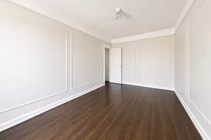 700 Oakland Pl, Bronx, NY 10457 - Photo 11