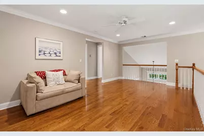 283 Altessa Boulevard, Melville, NY 11747 - Photo 17