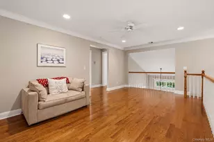 283 Altessa Blvd, Melville, NY 11747 - Photo 17