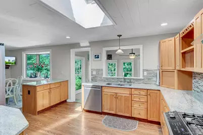 201 Miller Place Road, Miller Place, NY 11764 - Photo 9