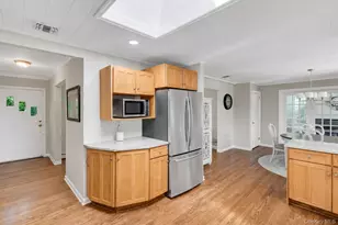 201 Miller Place Rd, Miller Place, NY 11764 - Photo 5