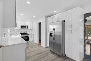 4146 New York Ave, Island Park, NY 11558 - Photo 5