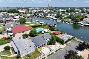 4146 New York Ave, Island Park, NY 11558 - Photo 9