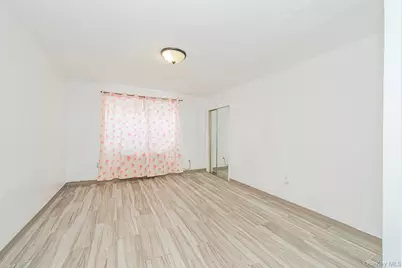 490 Clove Road, New York, NY 10310 - Photo 5