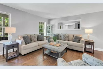 52 Elmhurst Avenue, Medford, NY 11763 - Photo 9