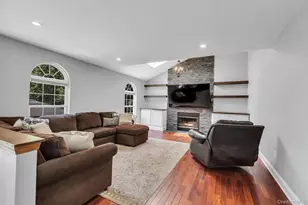 52 Elmhurst Ave, Medford, NY 11763 - Photo 19