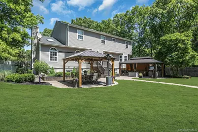 52 Elmhurst Avenue, Medford, NY 11763 - Photo 39