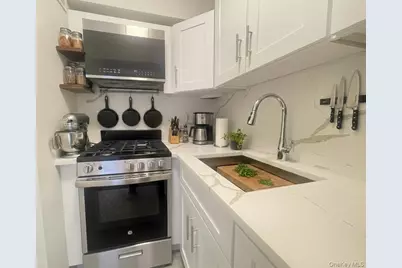 59-30 108th Street Street #7HH, Corona, NY 11368 - Photo 3