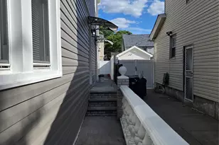 194-44 112th Rd, Saint Albans, NY 11412 - Photo 3