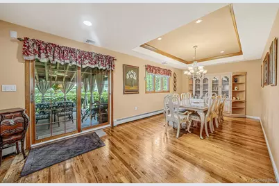 3720 Farmedge Court, Bethpage, NY 11714 - Photo 3