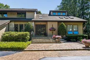 8 Deanna Ct, Dix Hills, NY 11746 - Photo 41