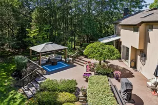 8 Deanna Ct, Dix Hills, NY 11746 - Photo 3