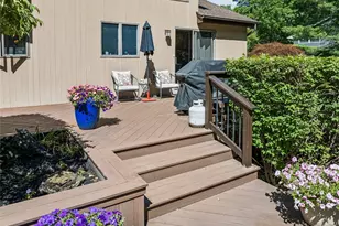 8 Deanna Ct, Dix Hills, NY 11746 - Photo 5