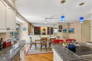 8 Deanna Ct, Dix Hills, NY 11746 - Photo 15