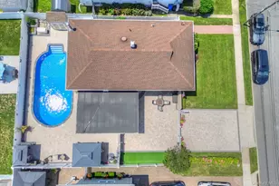 165 Elaine Dr, Oceanside, NY 11572 - Photo 7
